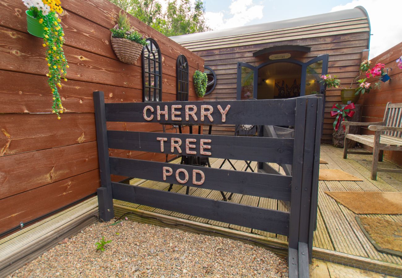 Cabin in Nairn - Cherry Tree Glamping Pod - Littlemill, Nairn