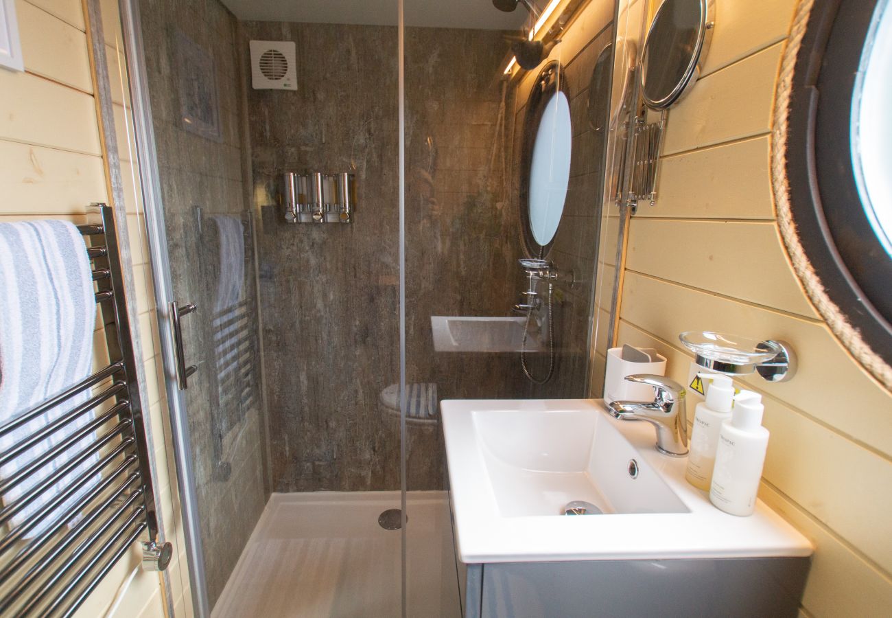 Cabin in Nairn - Cherry Tree Glamping Pod - Littlemill, Nairn