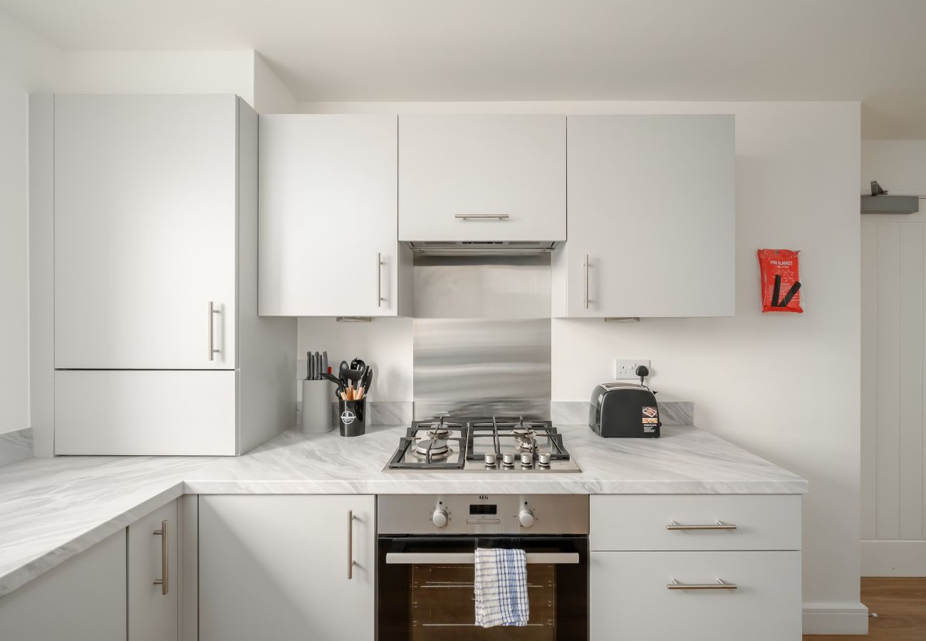 Apartment in Edinburgh - Pringle 2 Bedroom Apartment - Edinburgh