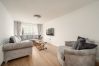Apartment in Edinburgh - Pringle 2 Bedroom Apartment - Edinburgh