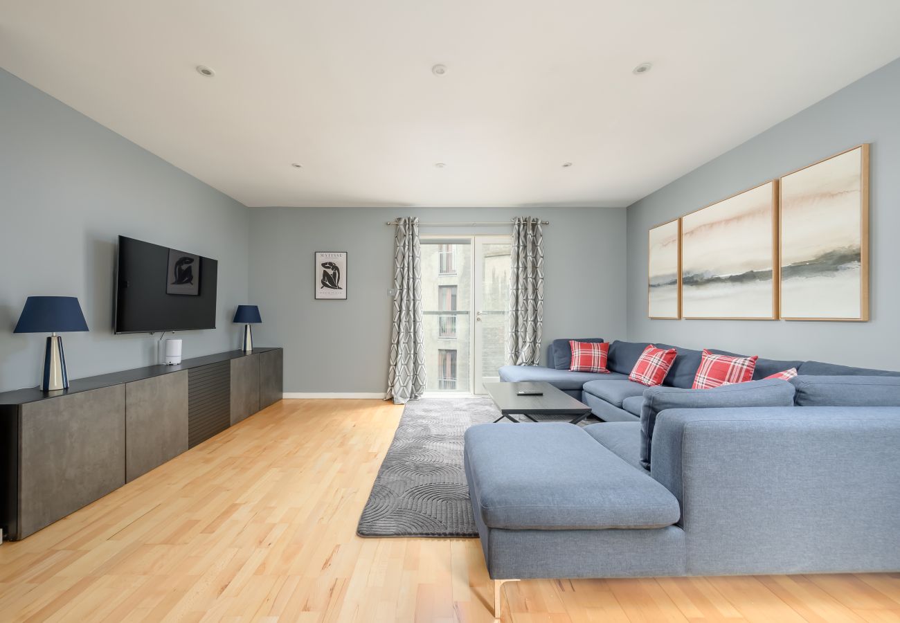 Apartment in Edinburgh - Edmonstones 2 Bedroom Apartment - Edinburgh