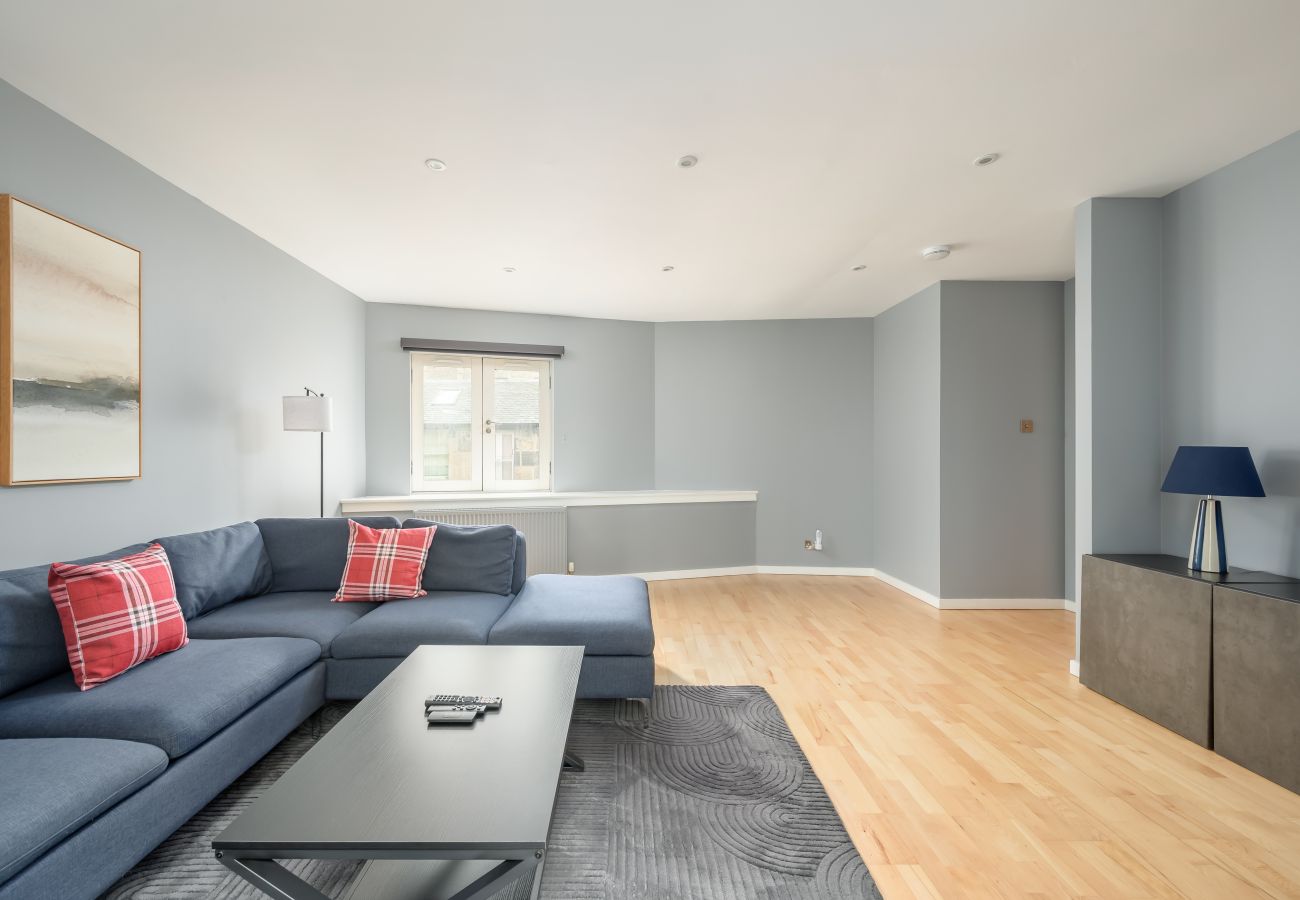 Apartment in Edinburgh - Edmonstones 2 Bedroom Apartment - Edinburgh
