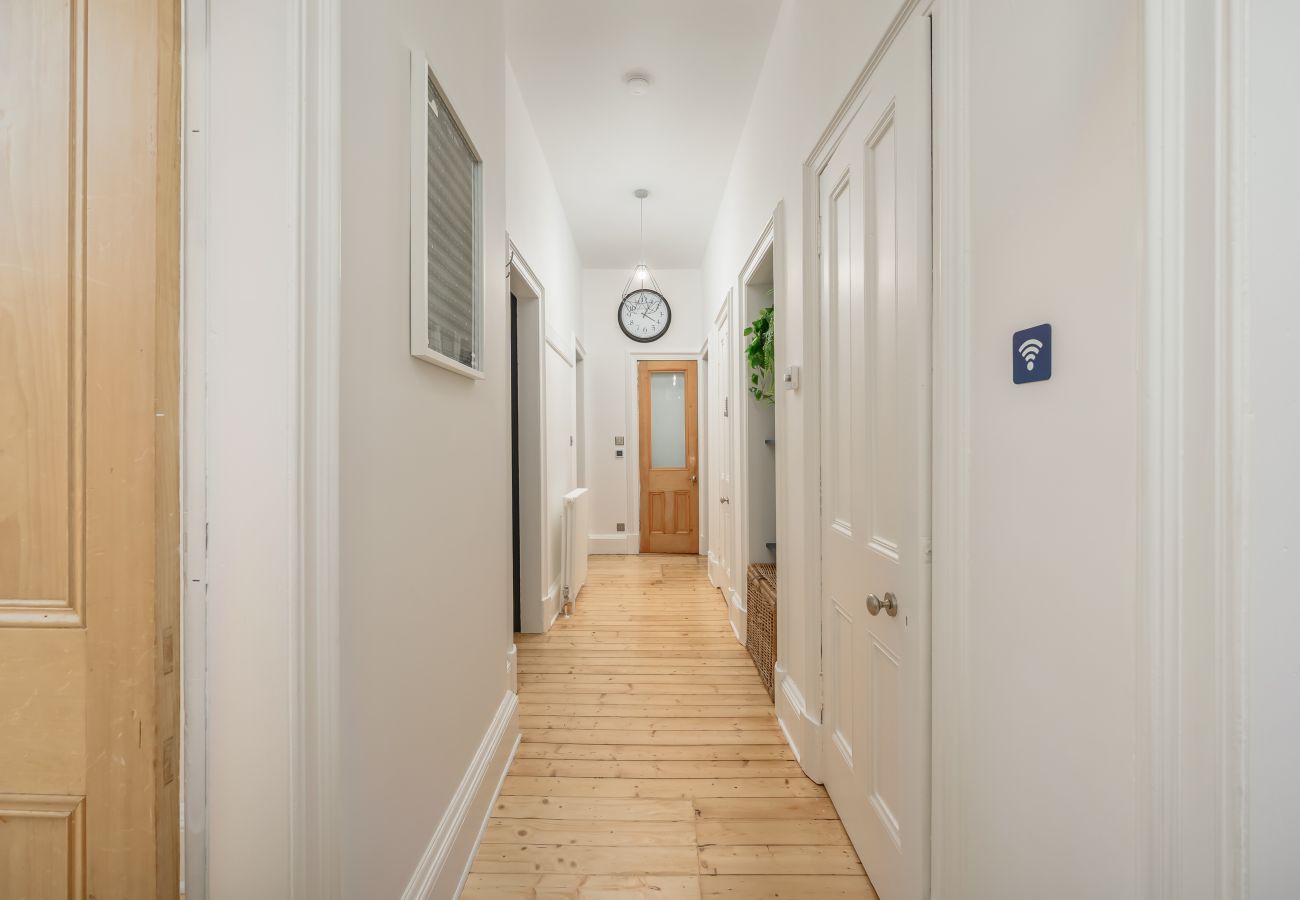 Apartment in Edinburgh - Brunswick 2 Bedroom Apartment - Edinburgh