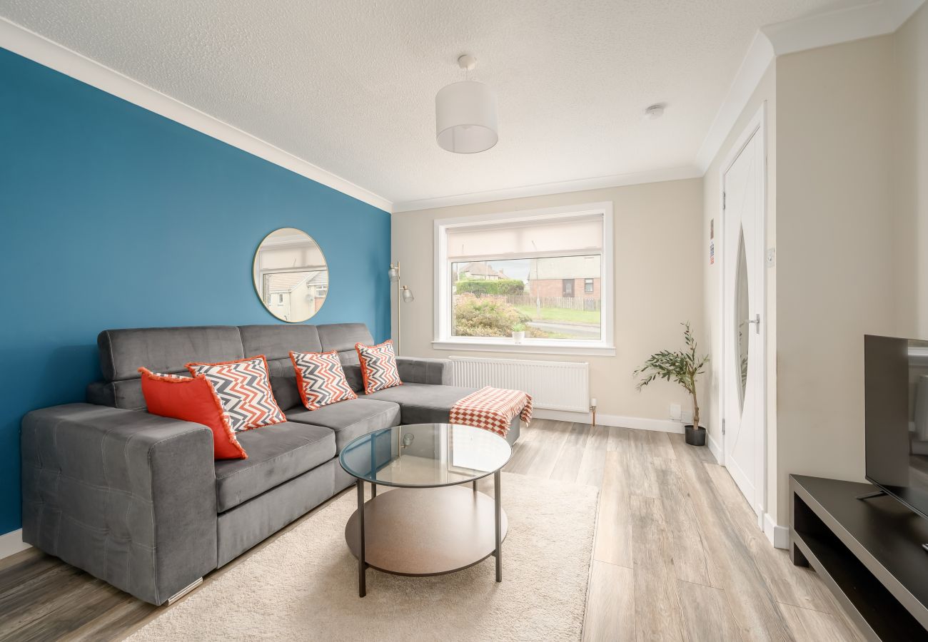 House in Shieldhill - Ochil 4 Bedroom House - Falkirk 