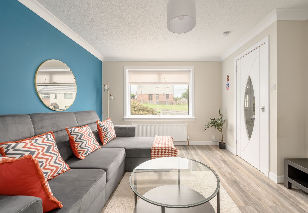 House in Shieldhill - Ochil 4 Bedroom House - Falkirk 