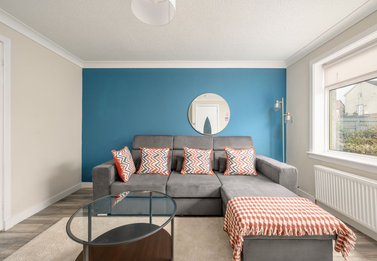 House in Shieldhill - Ochil 4 Bedroom House - Falkirk 