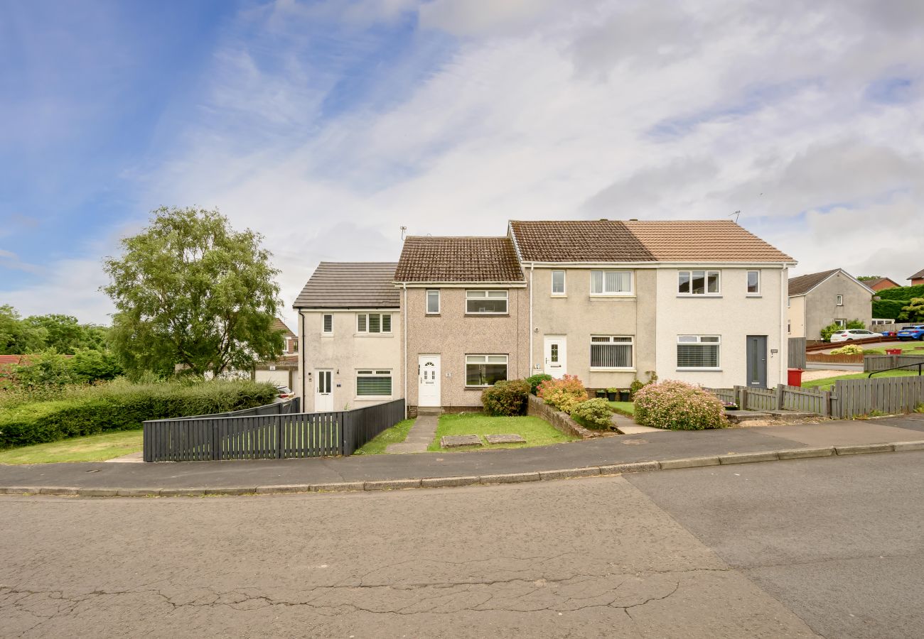 House in Shieldhill - Ochil 4 Bedroom House - Falkirk 