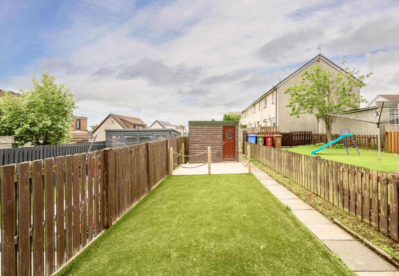 House in Shieldhill - Ochil 4 Bedroom House - Falkirk 