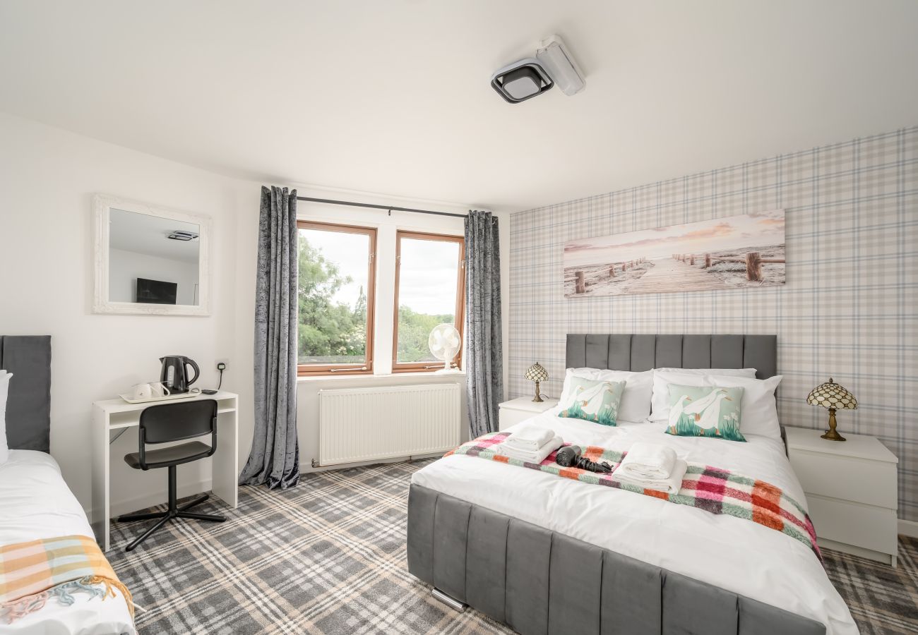 House in Inverness - Bosta 7 Bedroom House - Inverness