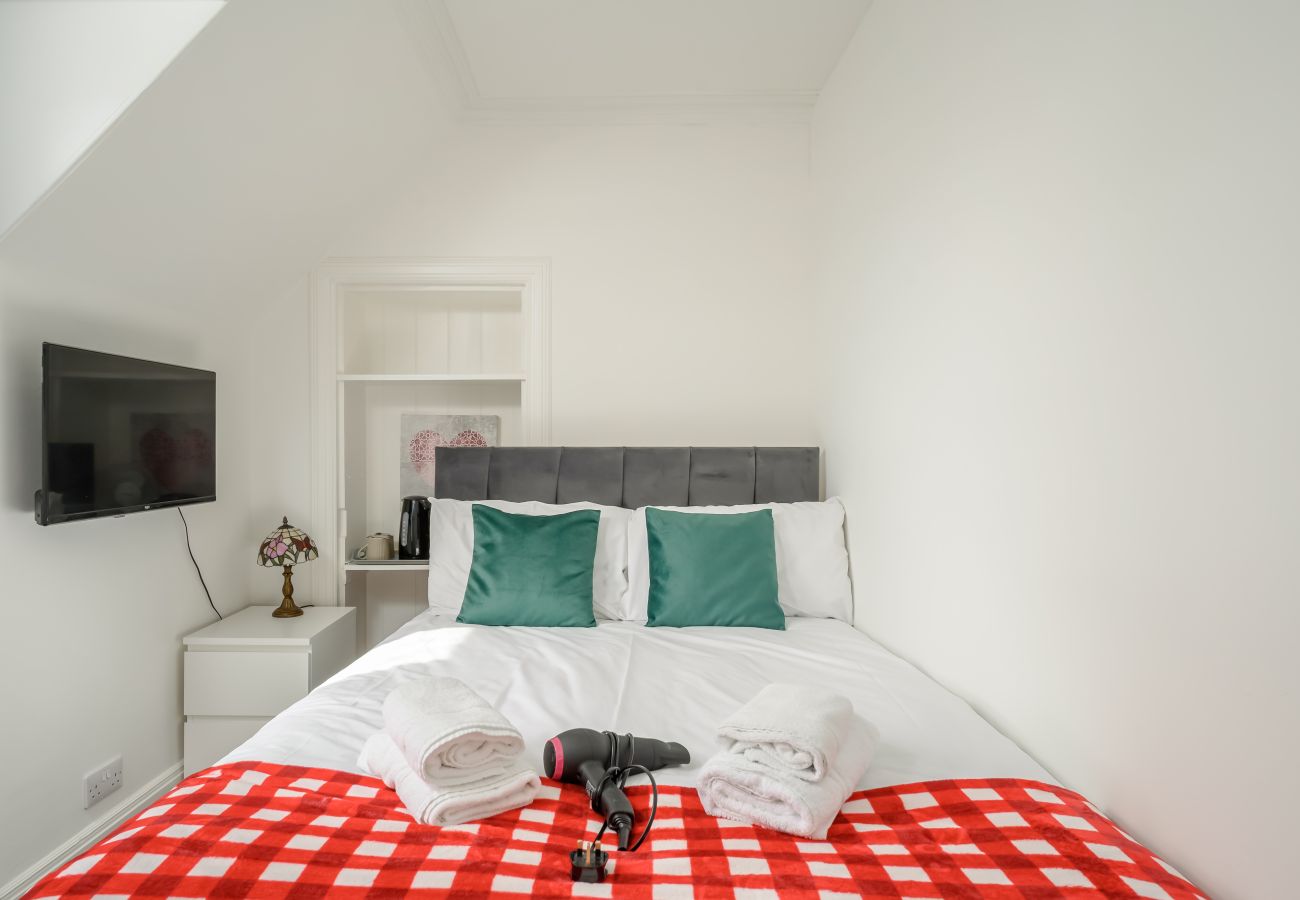 House in Inverness - Bosta 7 Bedroom House - Inverness