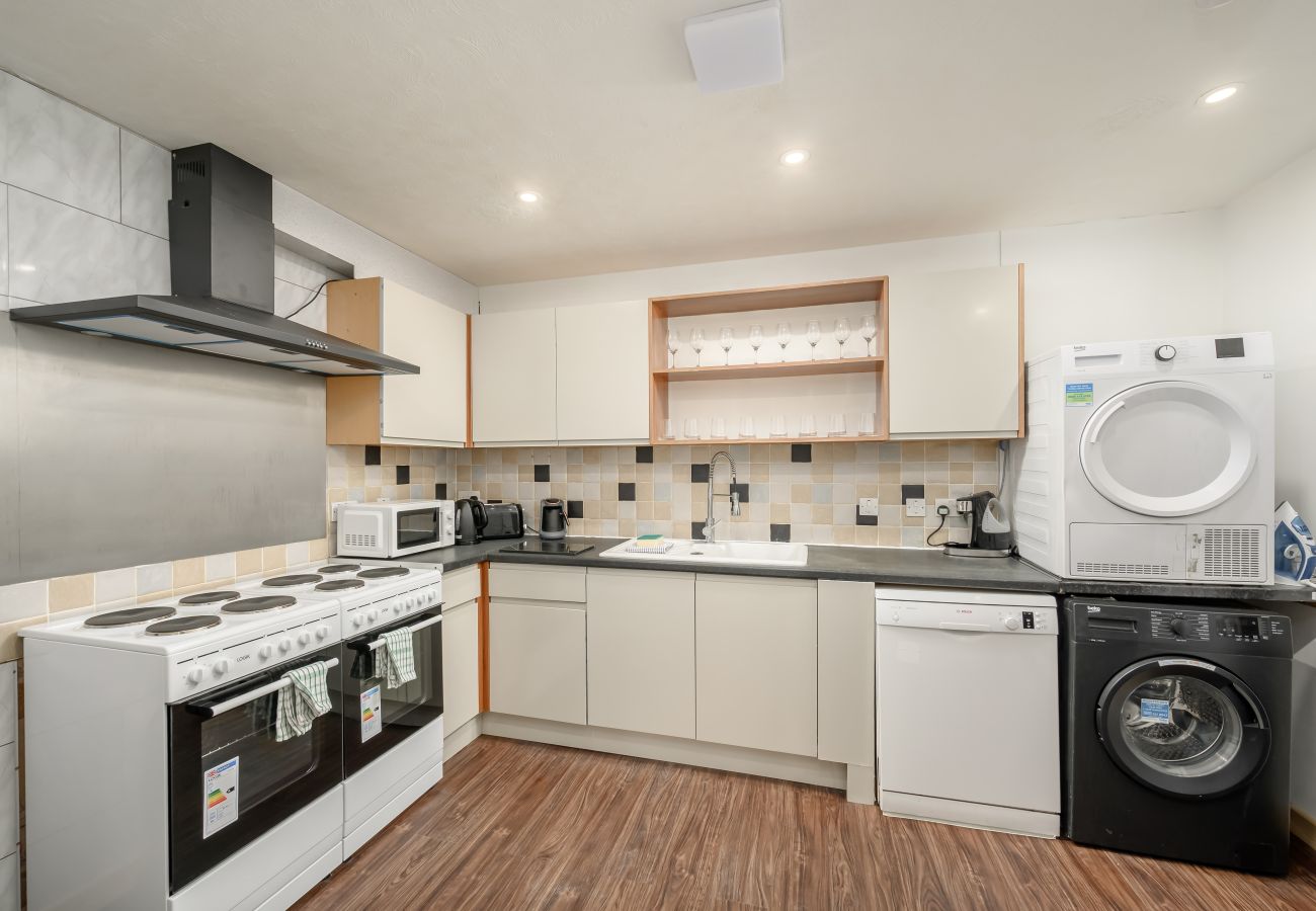 Rent by room in Inverness - Bosta Guest House - Room 2 - Inverness