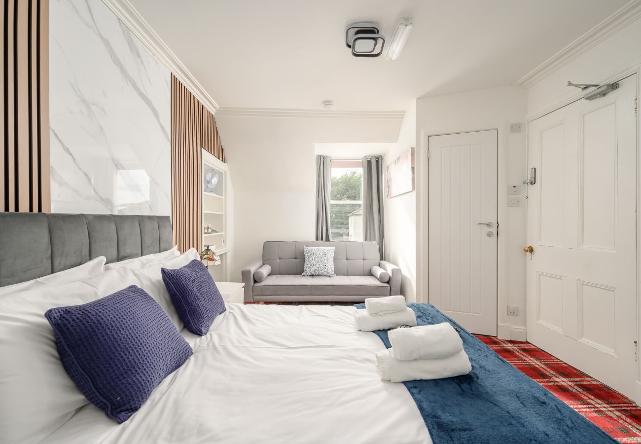Rent by room in Inverness - Bosta Guest House - Room 3 - Inverness