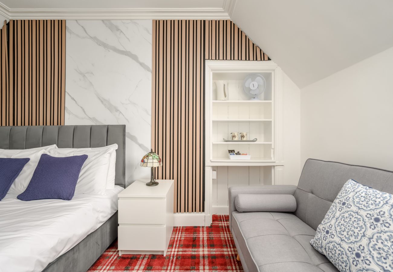 Rent by room in Inverness - Bosta Guest House - Room 3 - Inverness