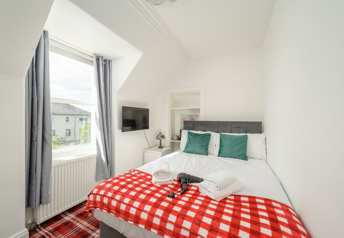 Rent by room in Inverness - Bosta Guest House - Room 4 - Inverness