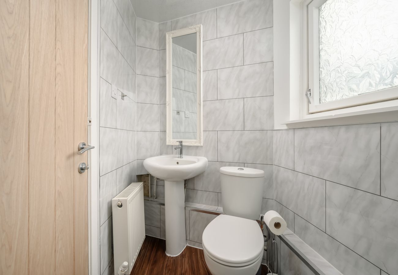 Rent by room in Inverness - Bosta Guest House - Room 5 - Inverness