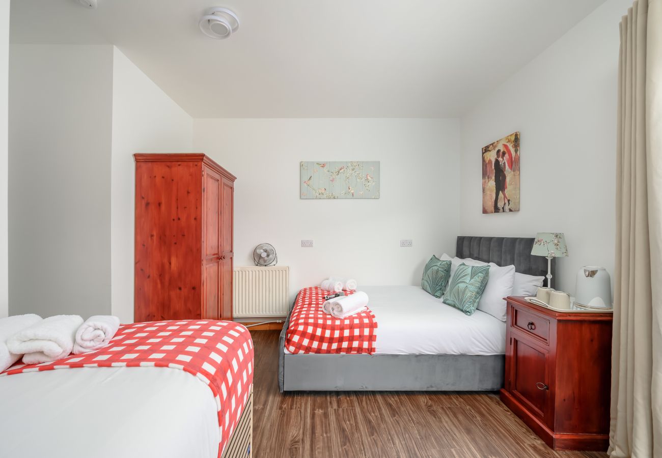 Rent by room in Inverness - Bosta Guest House - Room 5 - Inverness