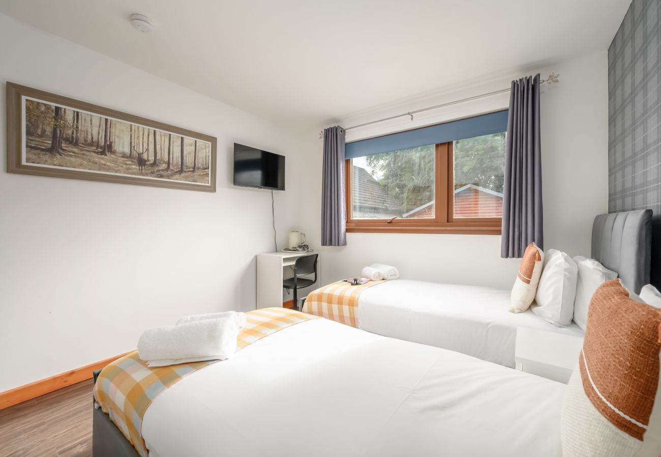 Rent by room in Inverness - Bosta Guest House - Room 6 - Inverness