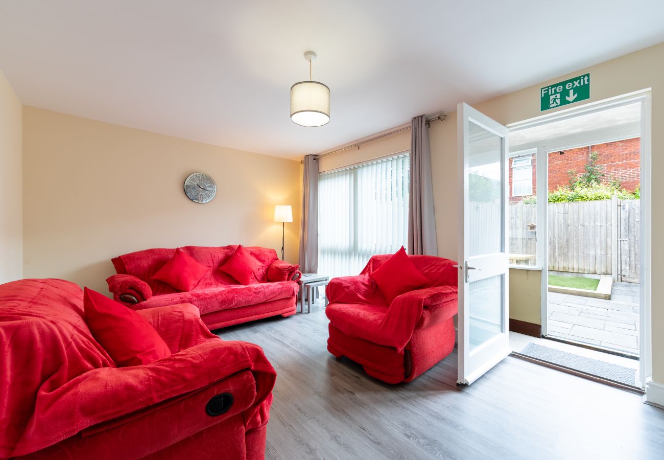 House in Bristol - Creswicke 3 Bedroom House - Knowle, Bristol