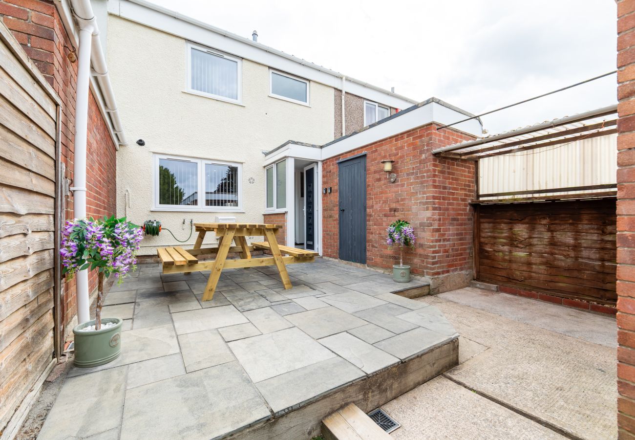 House in Bristol - Creswicke 3 Bedroom House - Knowle, Bristol