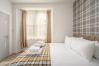 Rent by room in Edinburgh - Newsome Lodge - Room 7 - Gilmerton, Edinburgh
