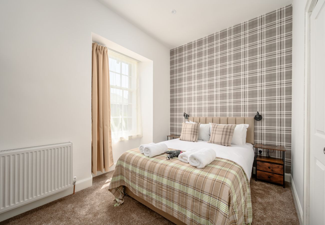 Rent by room in Edinburgh - Newsome Lodge - Room 9 - Gilmerton, Edinburgh