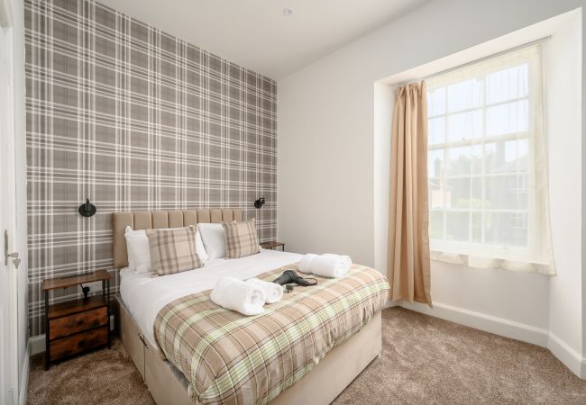 Rent by room in Edinburgh - Newsome Lodge - Room 11 - Gilmerton, Edinburgh
