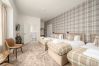 Rent by room in Edinburgh - Newsome Lodge - Room 13 - Gilmerton, Edinburgh