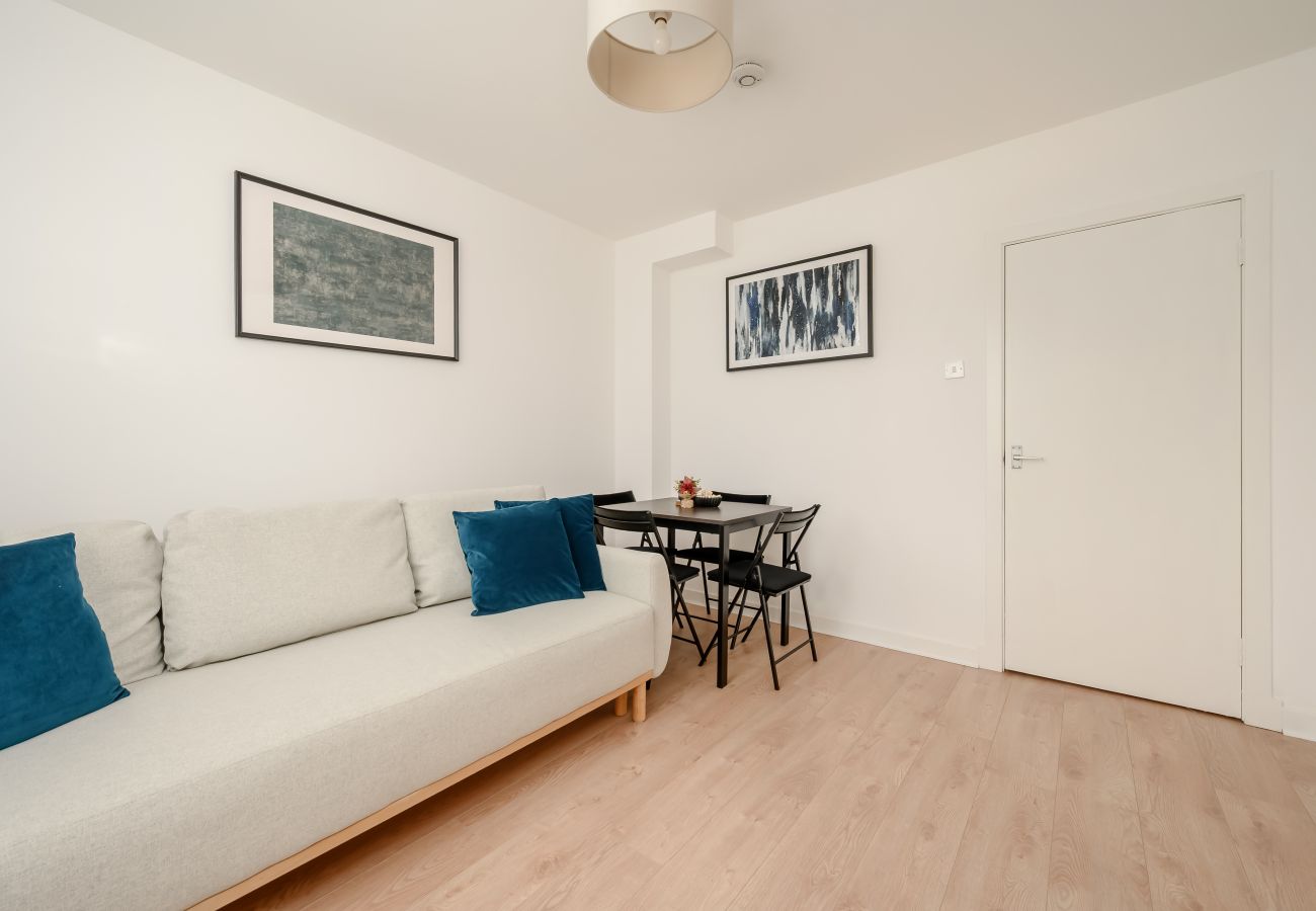 House in Glasgow - Westland 2 Bedroom House - Glasgow