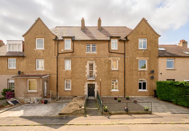 Apartment in Edinburgh - Parkhead 2 Bedroom Apartment - Edinburgh