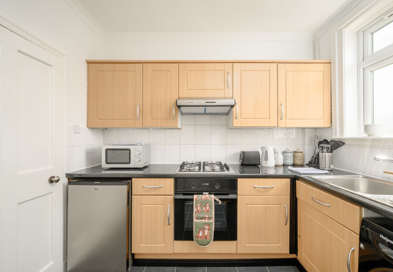 Apartment in Edinburgh - Parkhead 2 Bedroom Apartment - Edinburgh