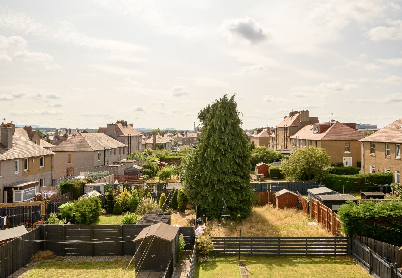 Apartment in Edinburgh - Parkhead 2 Bedroom Apartment - Edinburgh