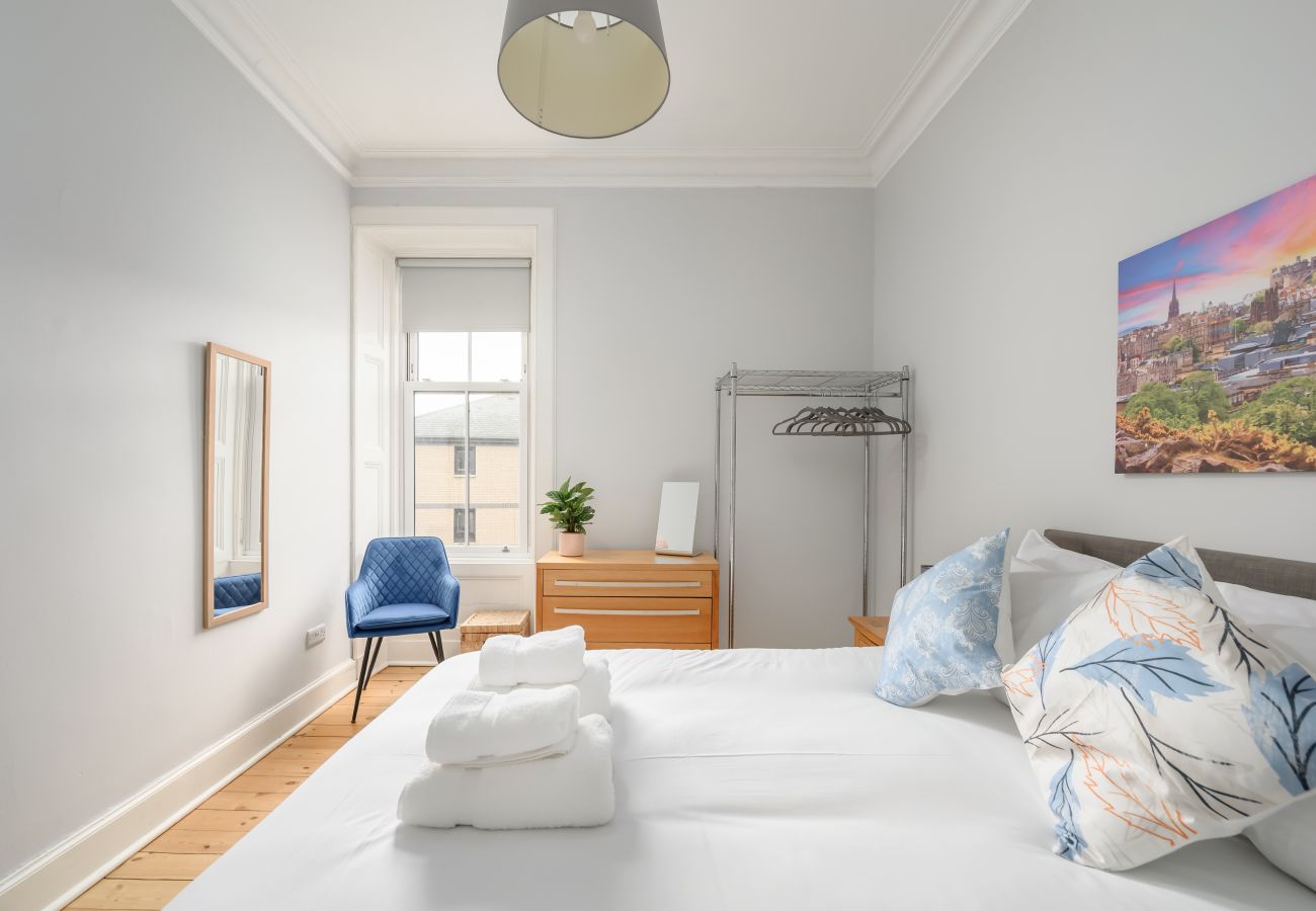 Apartment in Edinburgh - Harrison 2 Bedroom Apartment - Edinburgh