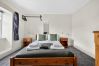 Rent by room in Inverness - No 11 Guest House - Inverness - 1 Bedroom Studio 