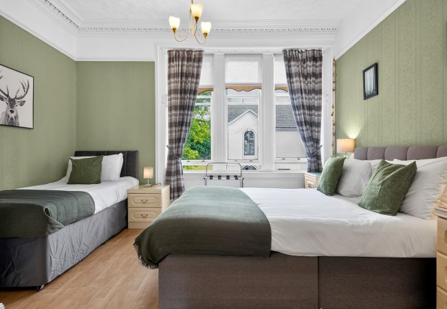 Rent by room in Inverness - No 11 Guest House - Inverness - Room 4