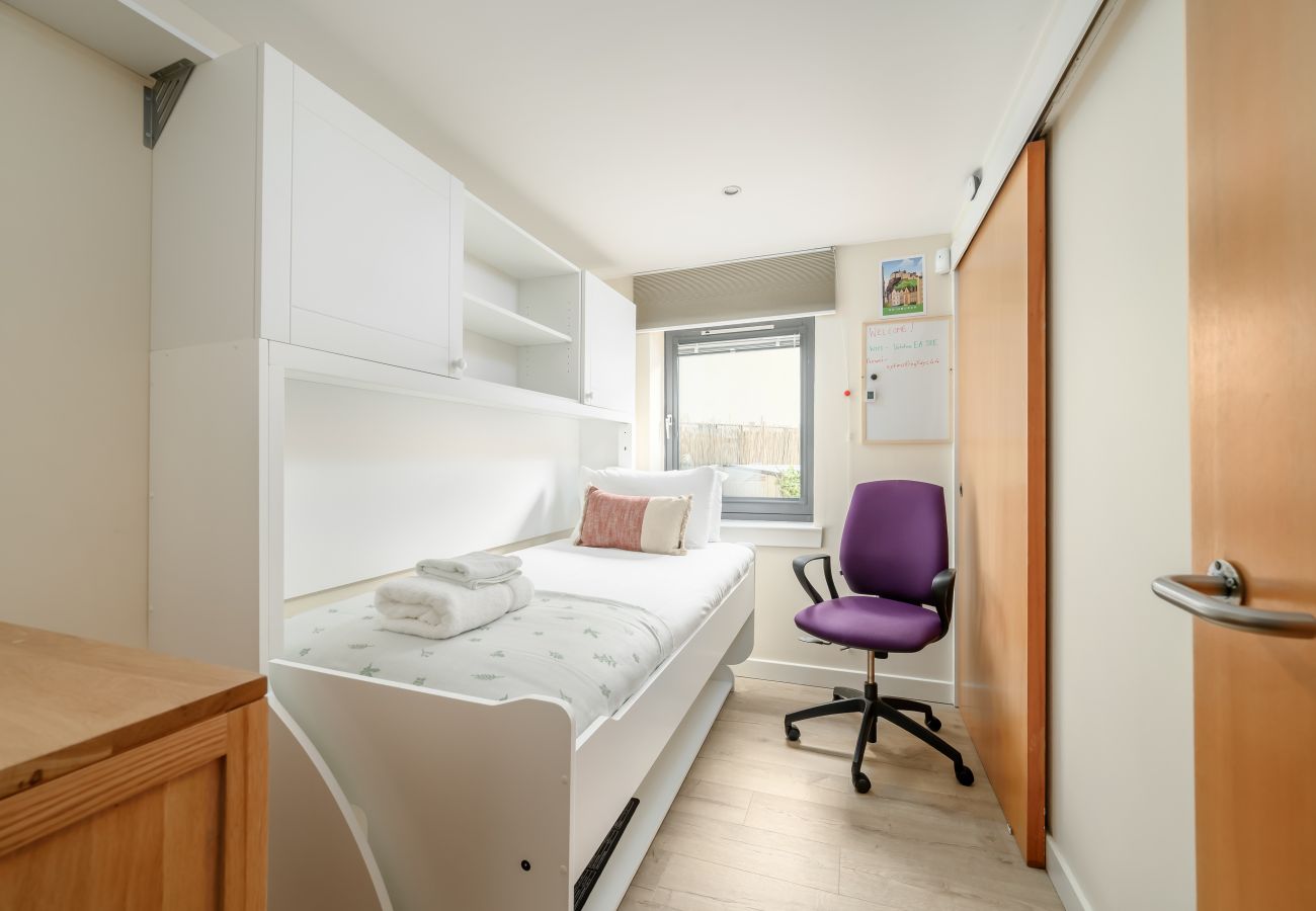 Apartment in Edinburgh - Belford 2 Bedroom Apartment - Edinburgh