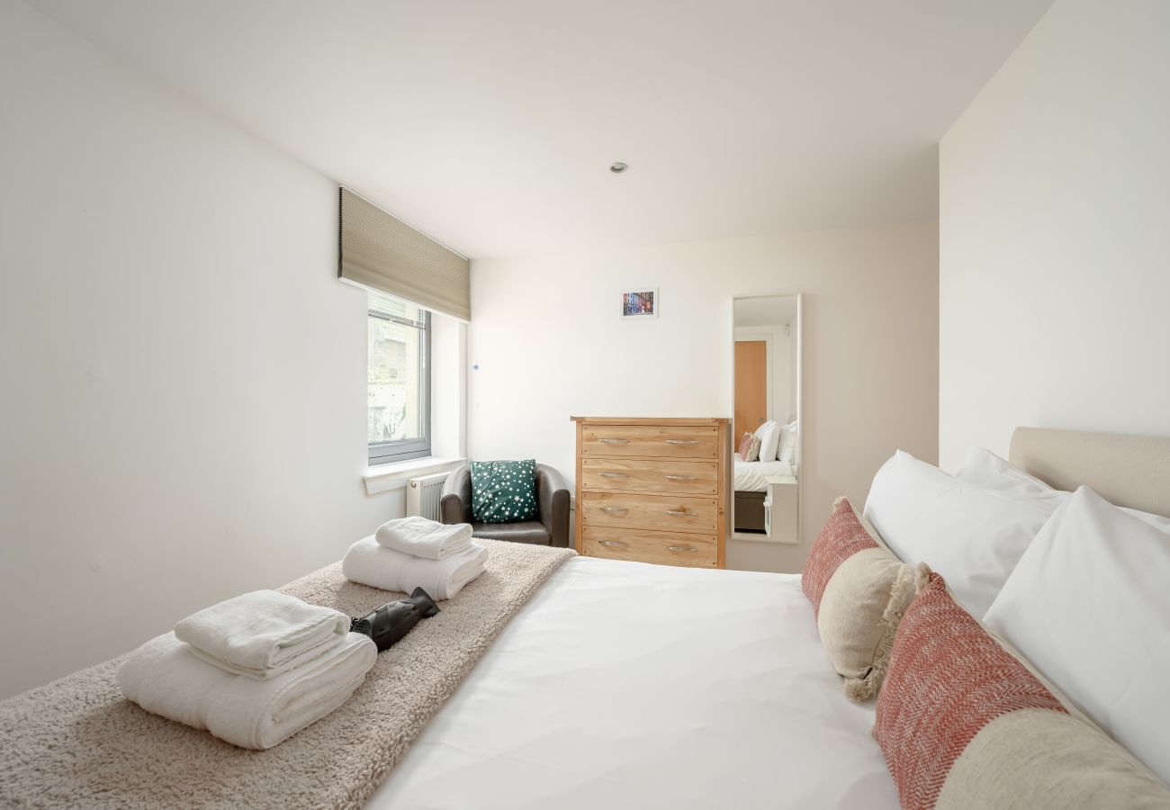 Apartment in Edinburgh - Belford 2 Bedroom Apartment - Edinburgh