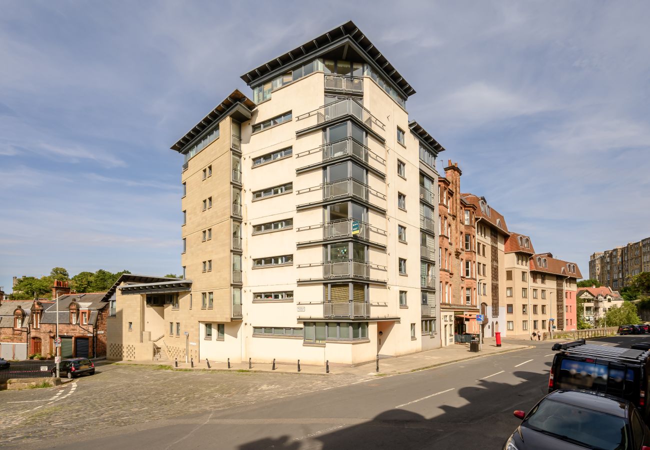 Apartment in Edinburgh - Belford 2 Bedroom Apartment - Edinburgh