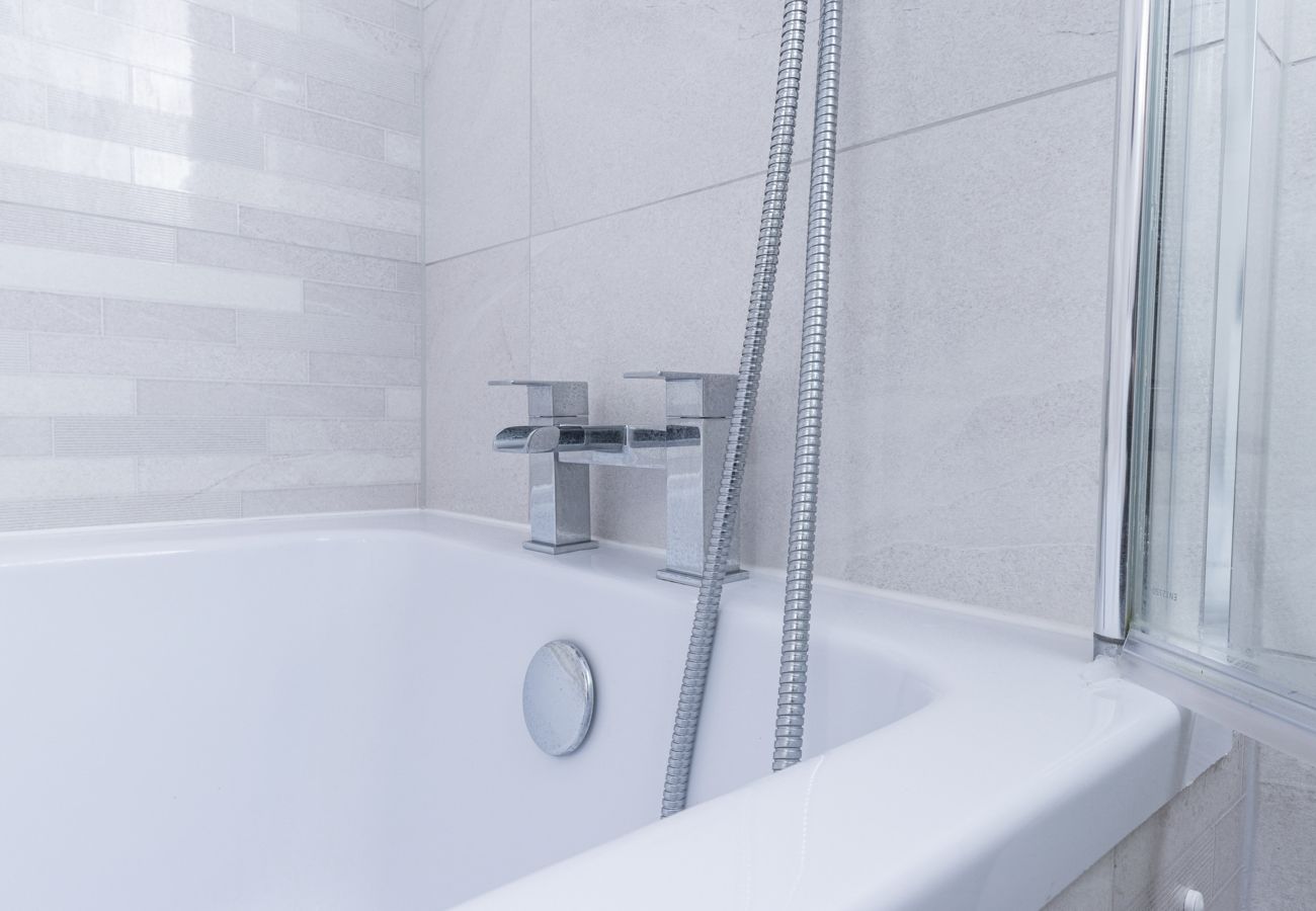 House in Edinburgh - Ross Gardens 2 Bedroom House - Edinburgh 