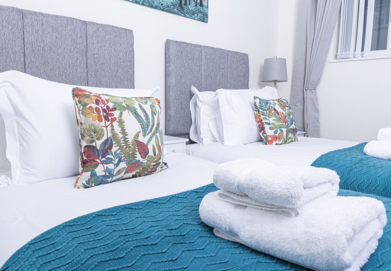 House in Edinburgh - Ross Gardens 2 Bedroom House - Edinburgh 