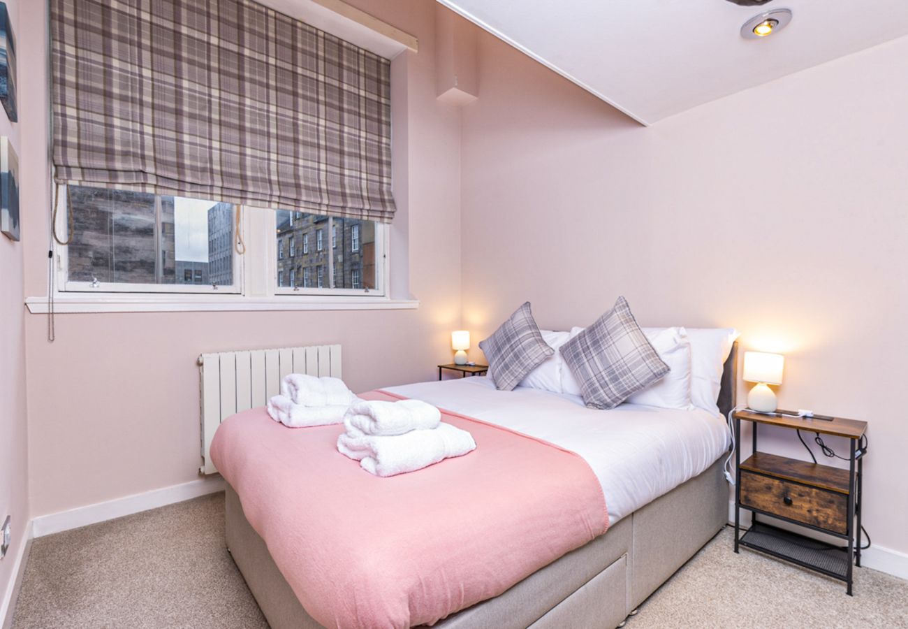Apartment in Edinburgh - Drummond 2 Bedroom Apartment - Edinburgh