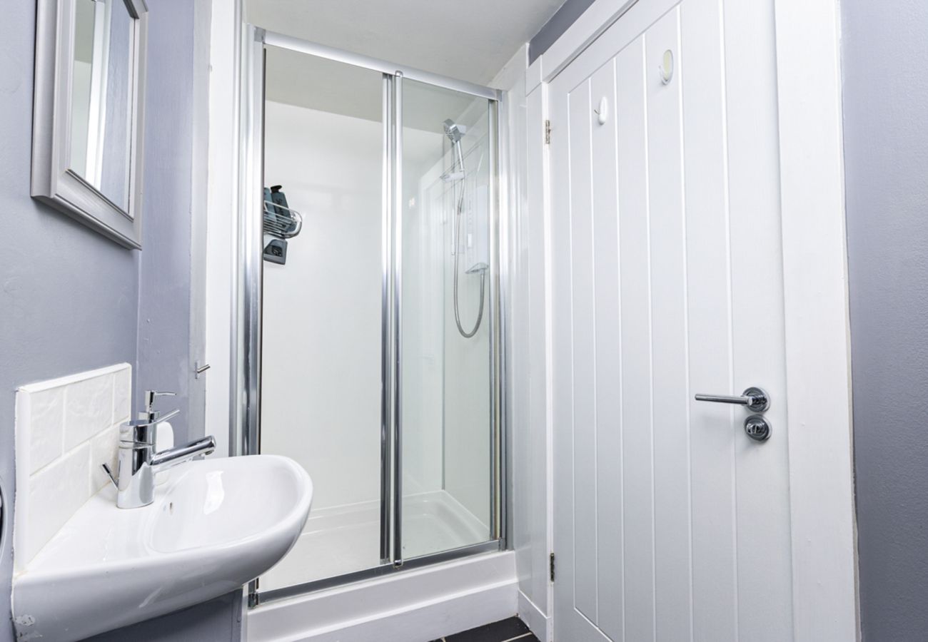 Apartment in Edinburgh - Drummond 2 Bedroom Apartment - Edinburgh
