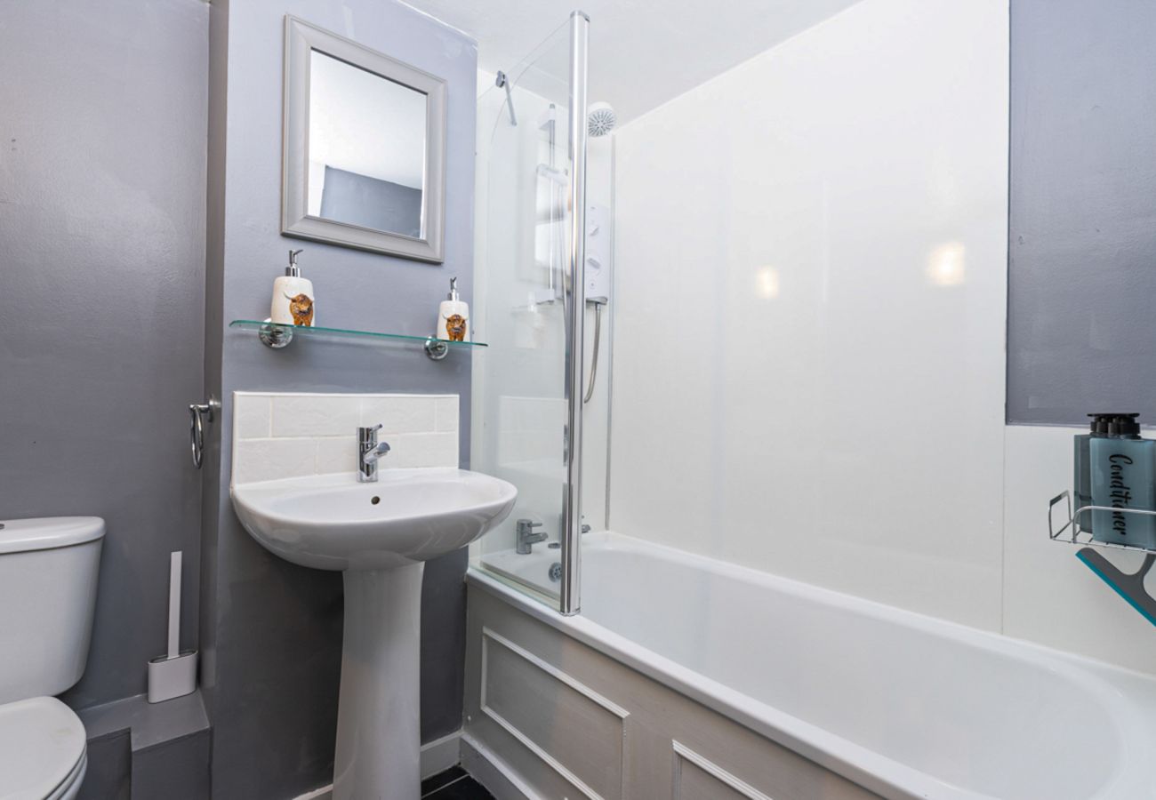 Apartment in Edinburgh - Drummond 2 Bedroom Apartment - Edinburgh