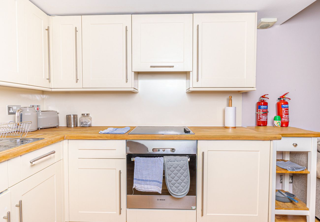 Apartment in Edinburgh - Drummond 2 Bedroom Apartment - Edinburgh