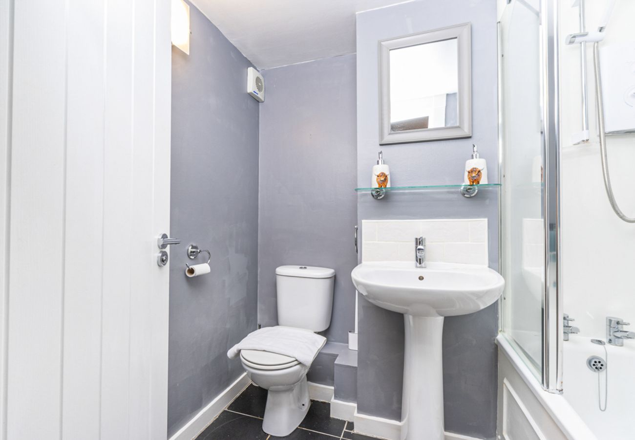 Apartment in Edinburgh - Drummond 2 Bedroom Apartment - Edinburgh